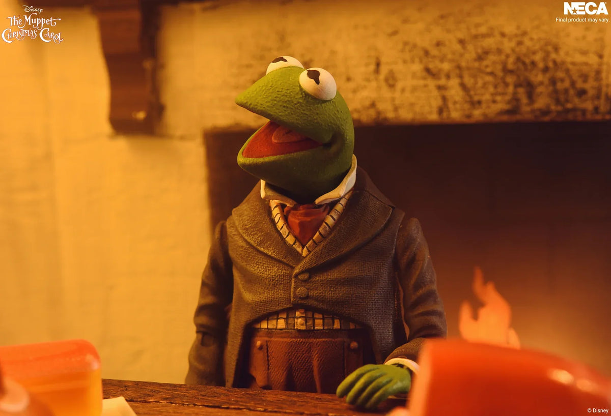 NECA The Muppets Ultimate Kermit as Bob Cratchit (Muppet Christmas Carol)