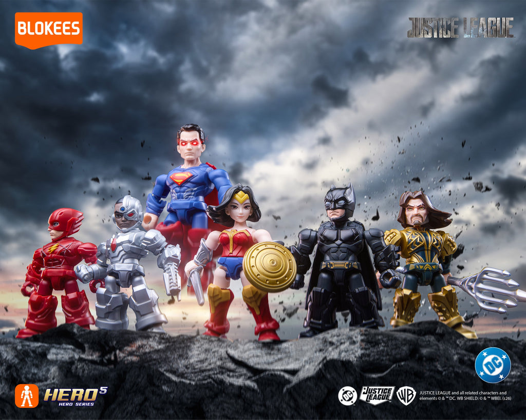 Blokees DC Defender Version 02: Justice League (Box Of 12 Individually Boxed)