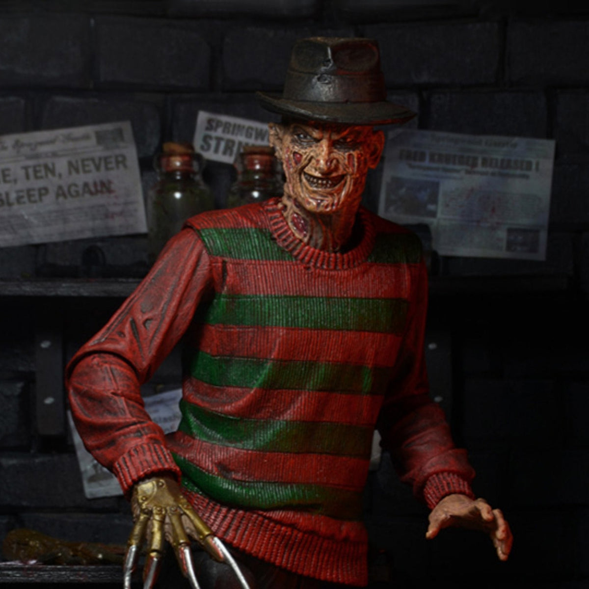 NECA Nightmare on Elm Street Ultimate Freddy Kreugar