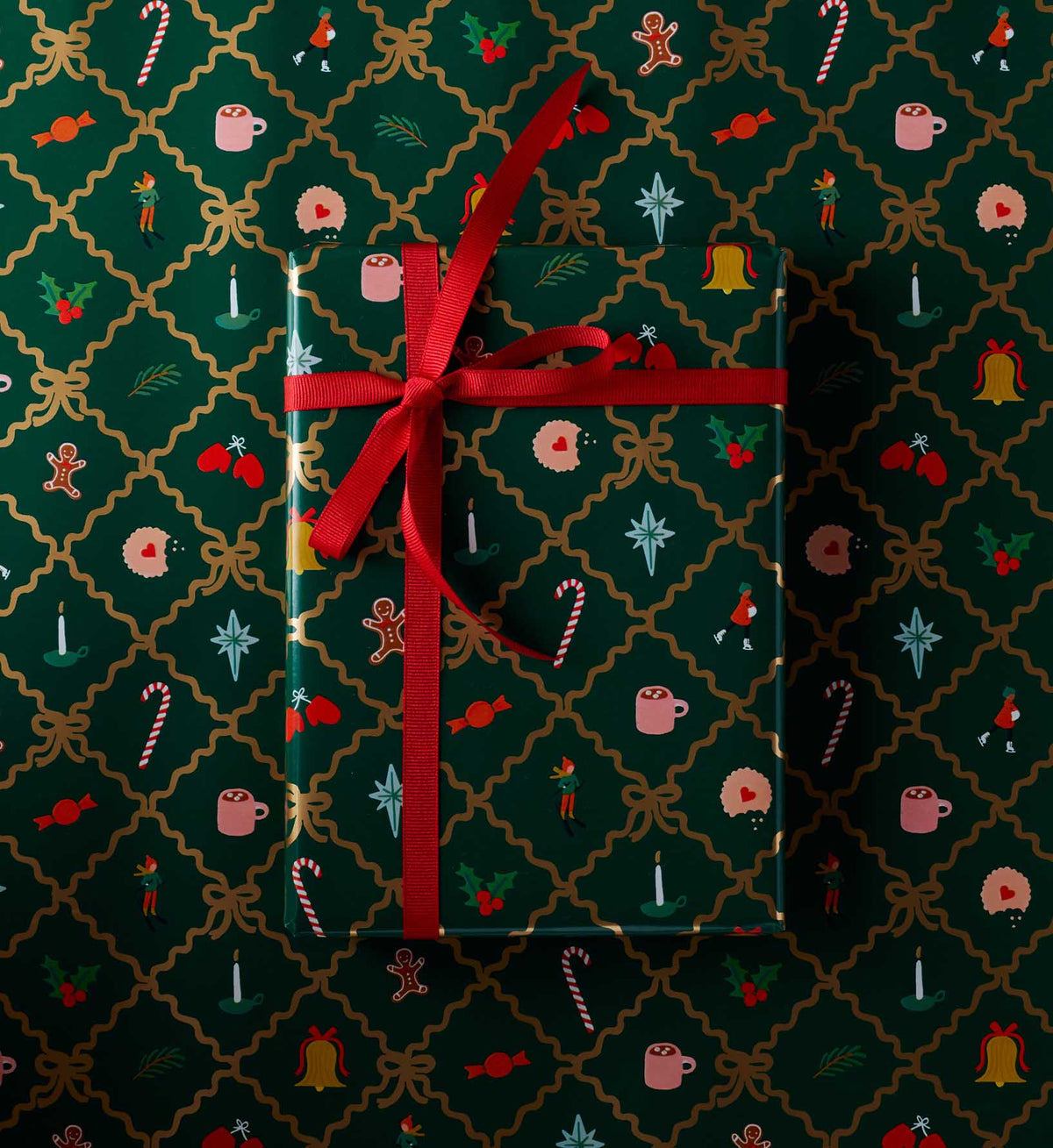 Holiday Wrapping Roll - Holiday Argyle