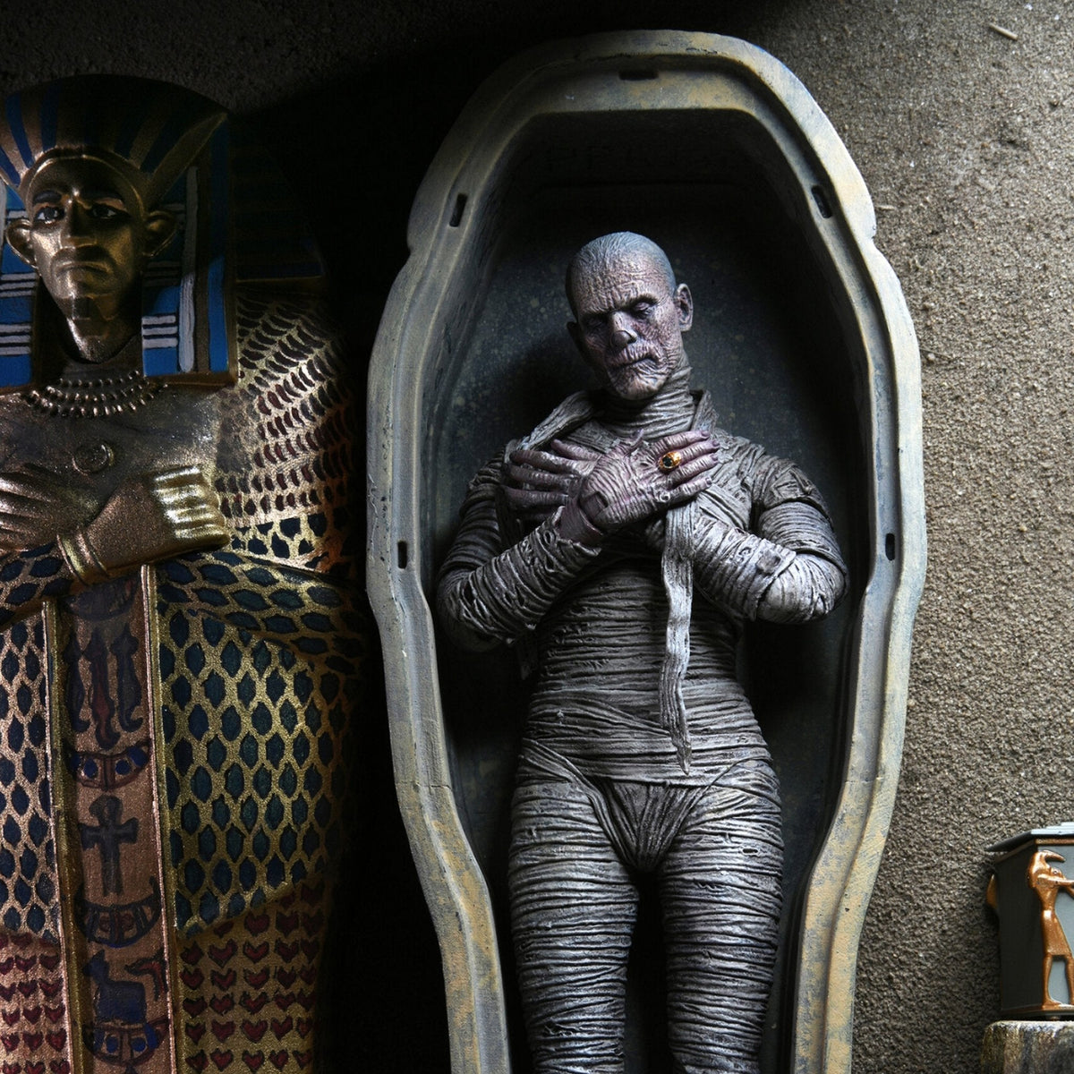 NECA Universal Monsters Ultimate Mummy