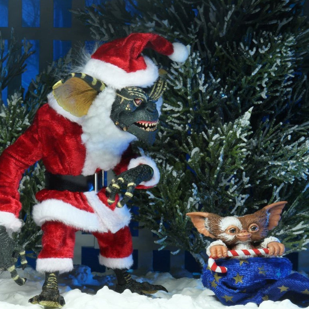 NECA Gremlins Santa Stripe & Gizmo 2-Pack