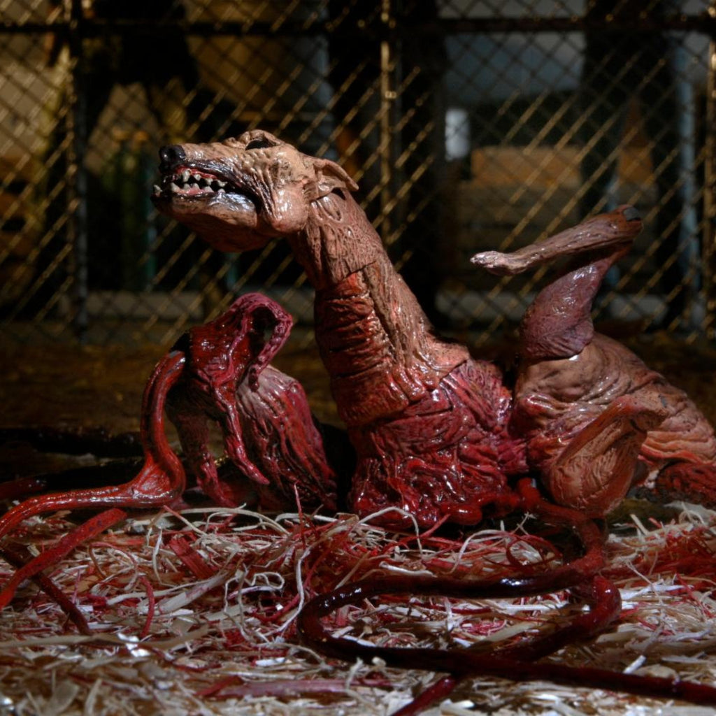 NECA The Thing Deluxe Ultimate Dog Creature