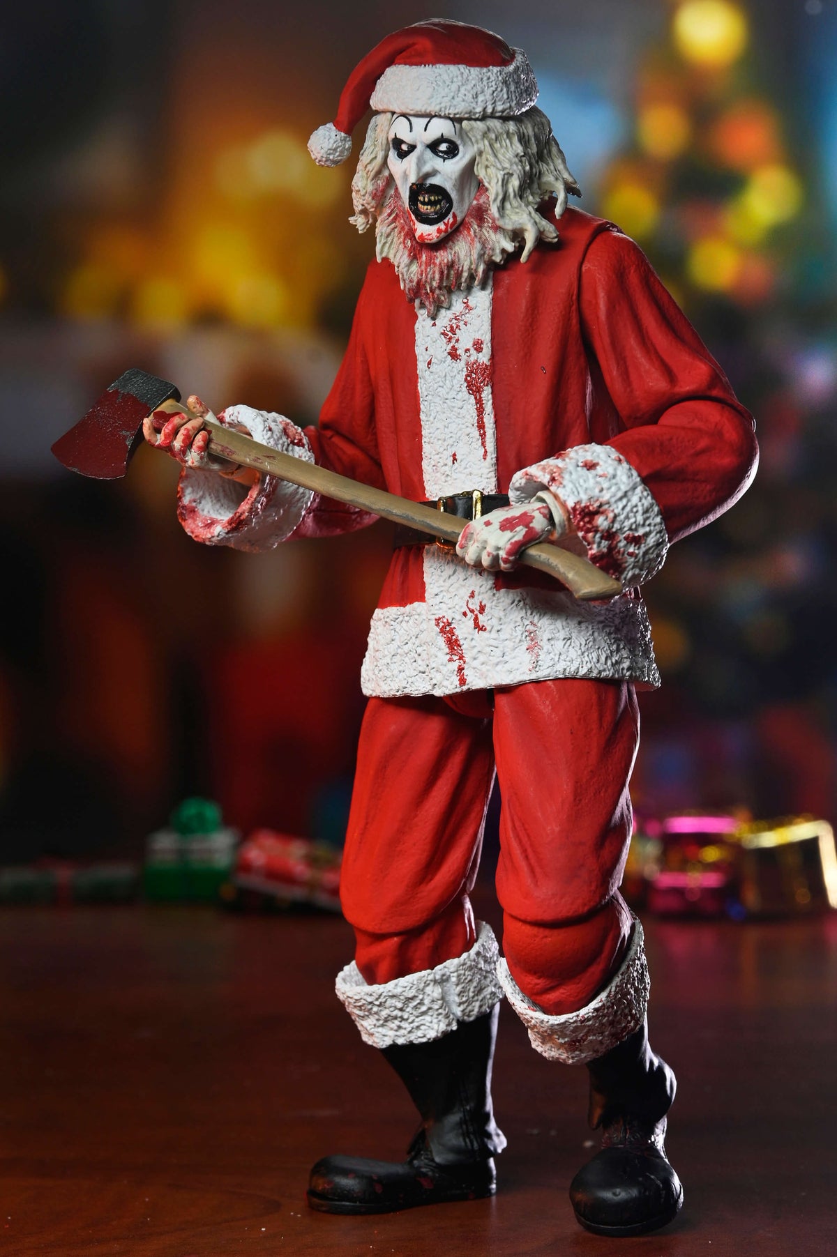 NECA Terrifier 3 Ultimate Santa Suit Art the Clown (Bloody Version)