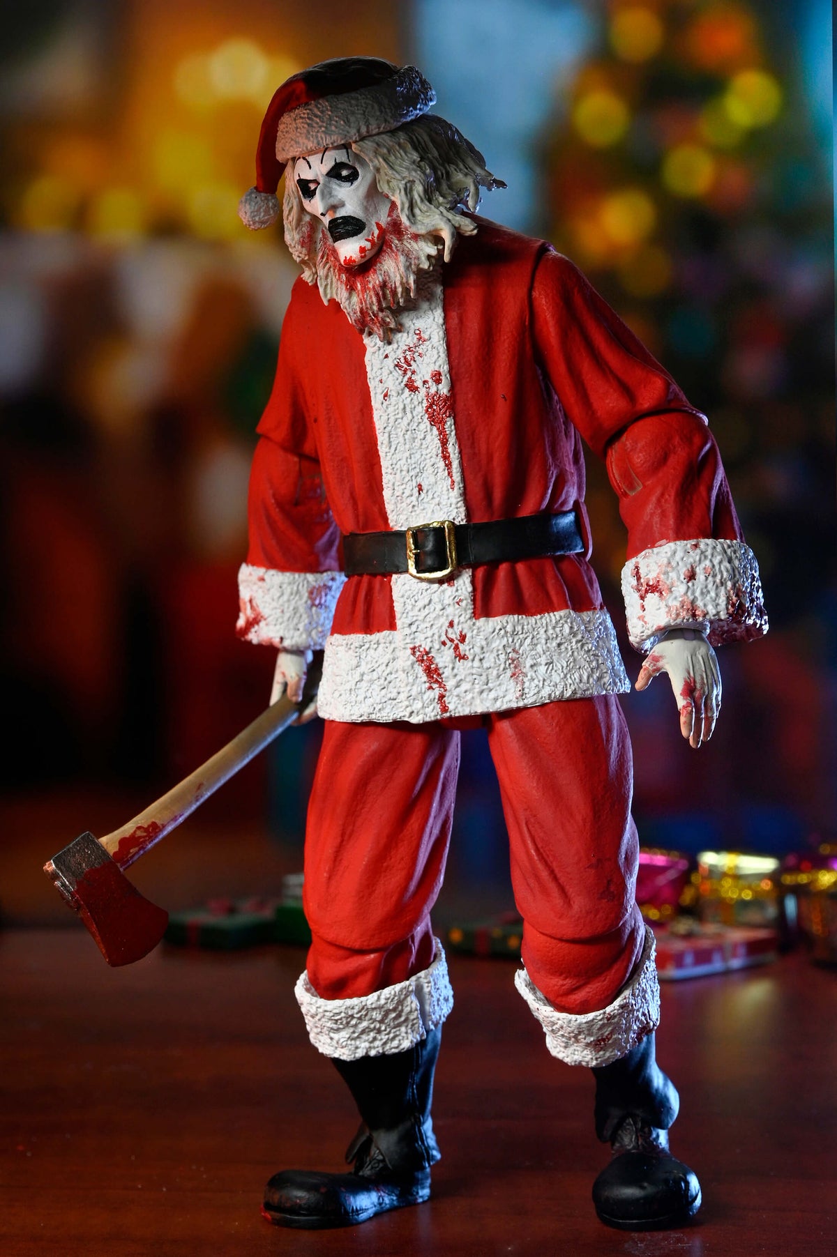 NECA Terrifier 3 Ultimate Santa Suit Art the Clown (Bloody Version)