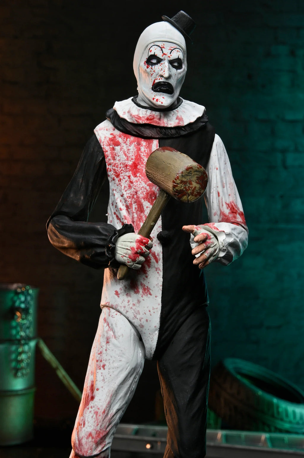 NECA Terrifier 2 Ultimate Art The Clown (Blood Splattered)