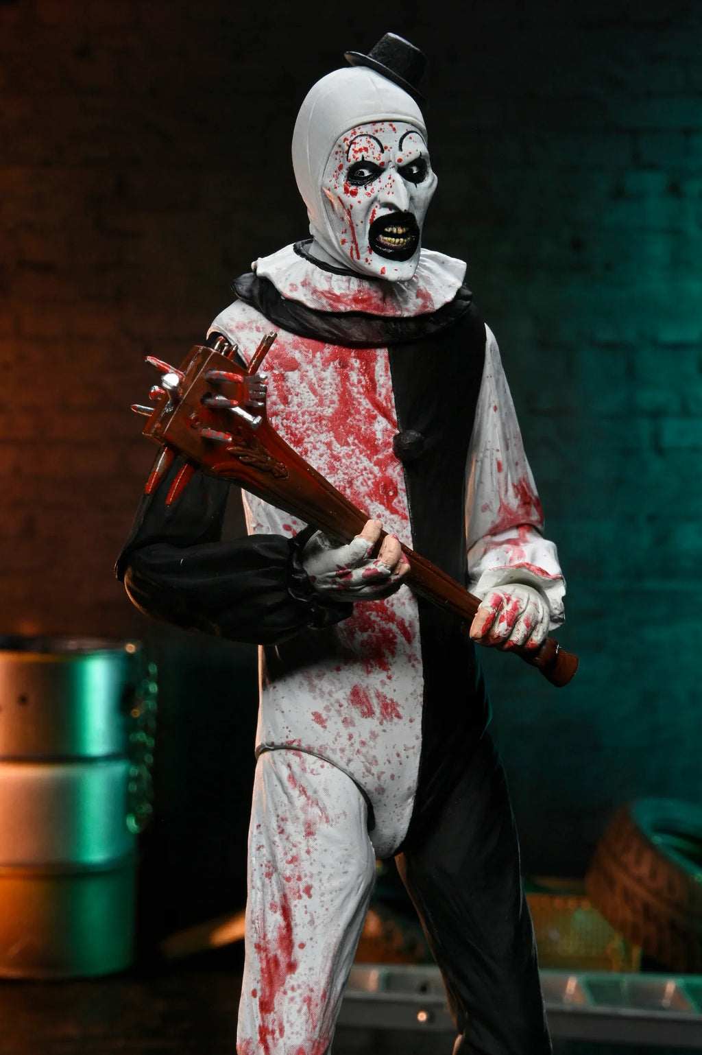 NECA Terrifier 2 Ultimate Art The Clown (Blood Splattered)