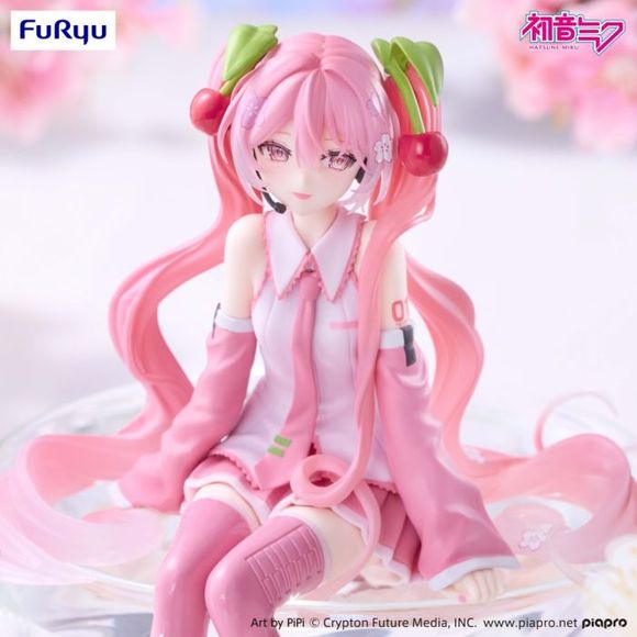 (PRE-ORDER: MAY 2027) FuRyu Hatsune Miku Sakura Miku 2026 Smile Ver. Noodle Stopper Figure