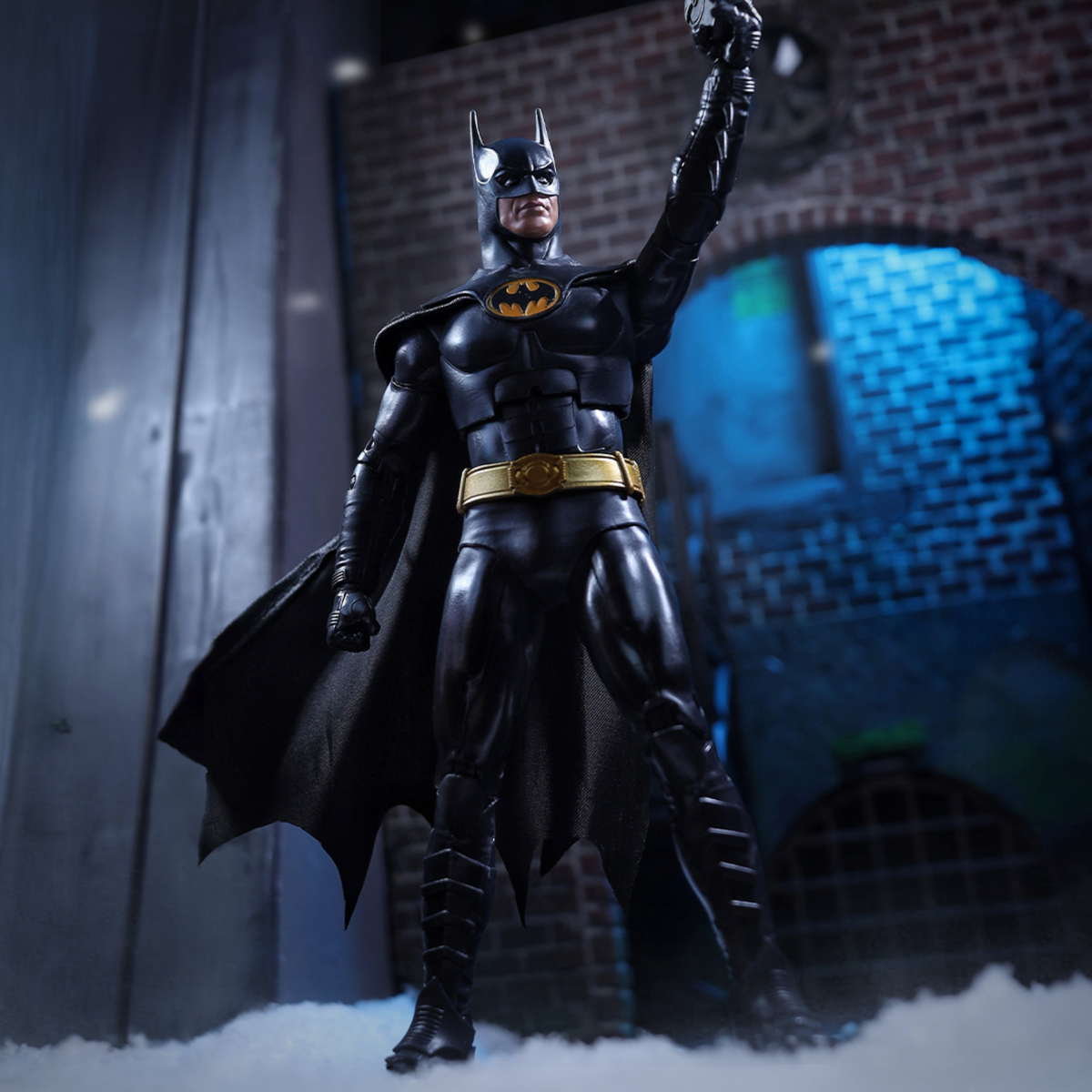 DC Multiverse Deluxe Theatrical Edition  Batman (Batman Returns)