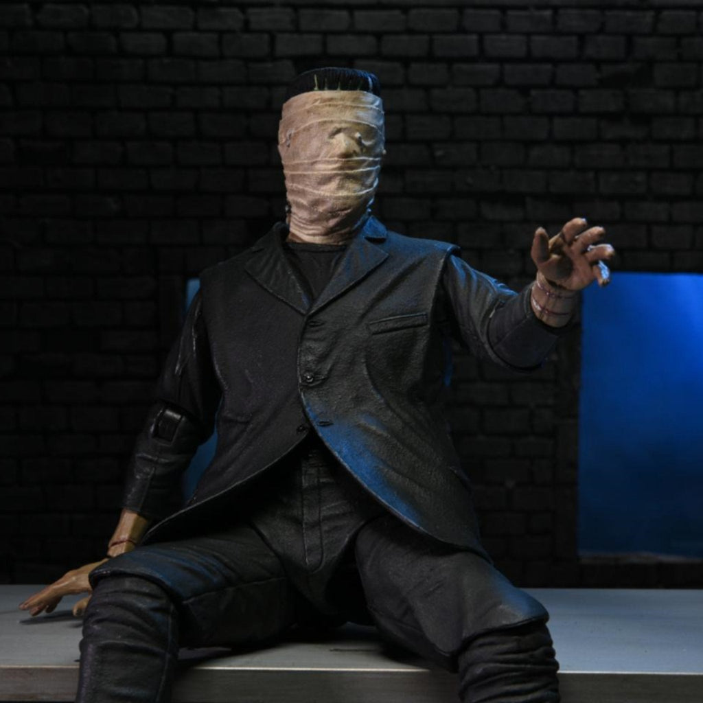 NECA Universal Monsters Accessory Pack: Frankenstein