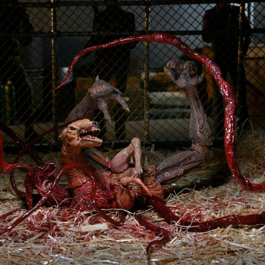 NECA The Thing Deluxe Ultimate Dog Creature