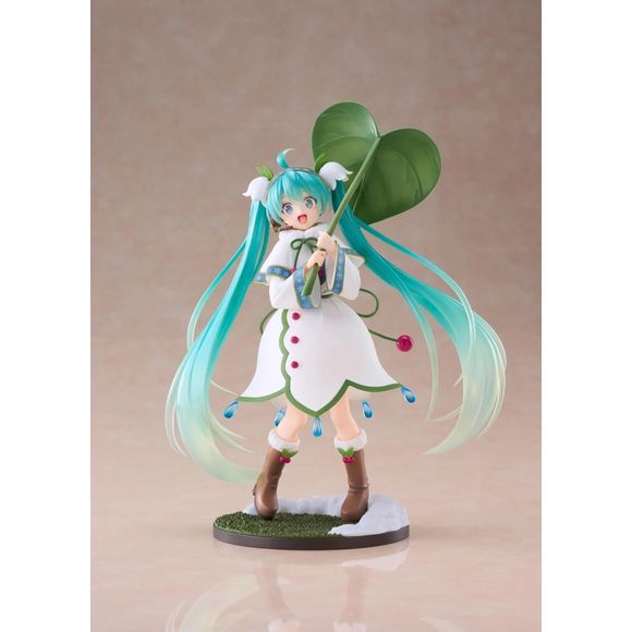 (PRE-ORDER: JAN 2027) Taito Vocaloid AMP+ Snow Hatsune Miku All Stars 2015 Ver. Figure