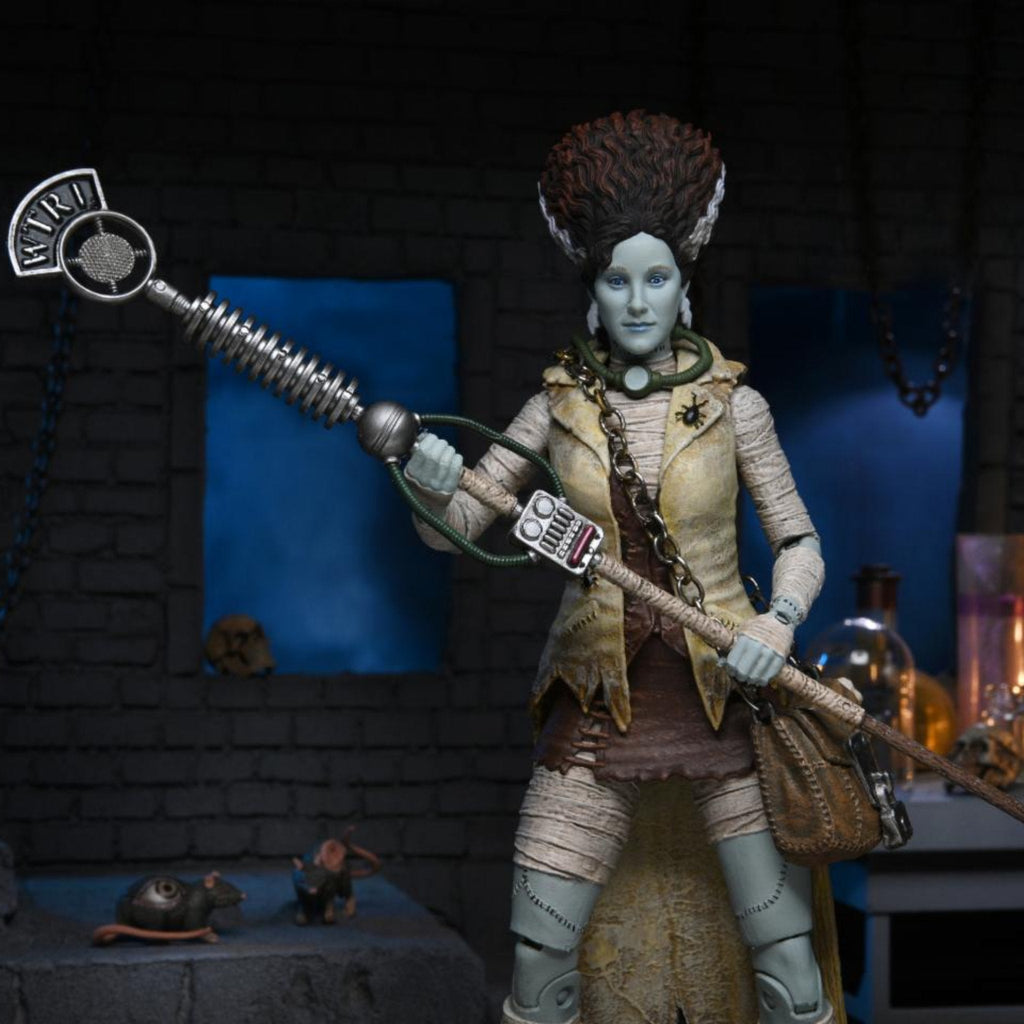 NECA Universal Monsters Teenage Mutant Ninja Turtles April O'Neil