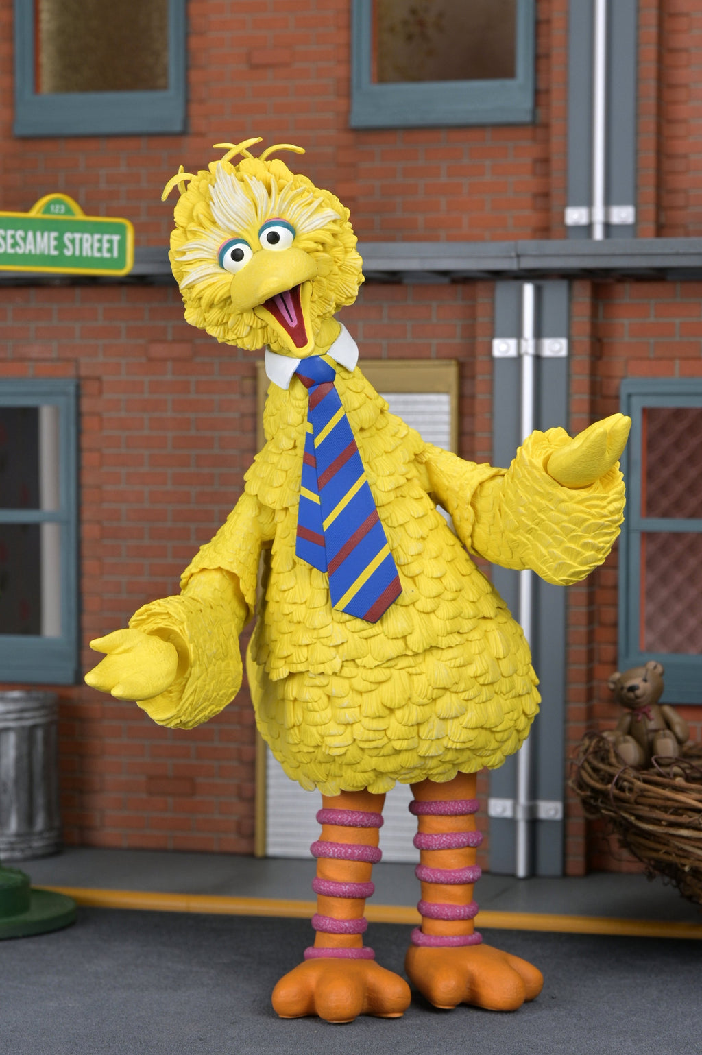 NECA Sesame Street Ultimate Big Bird