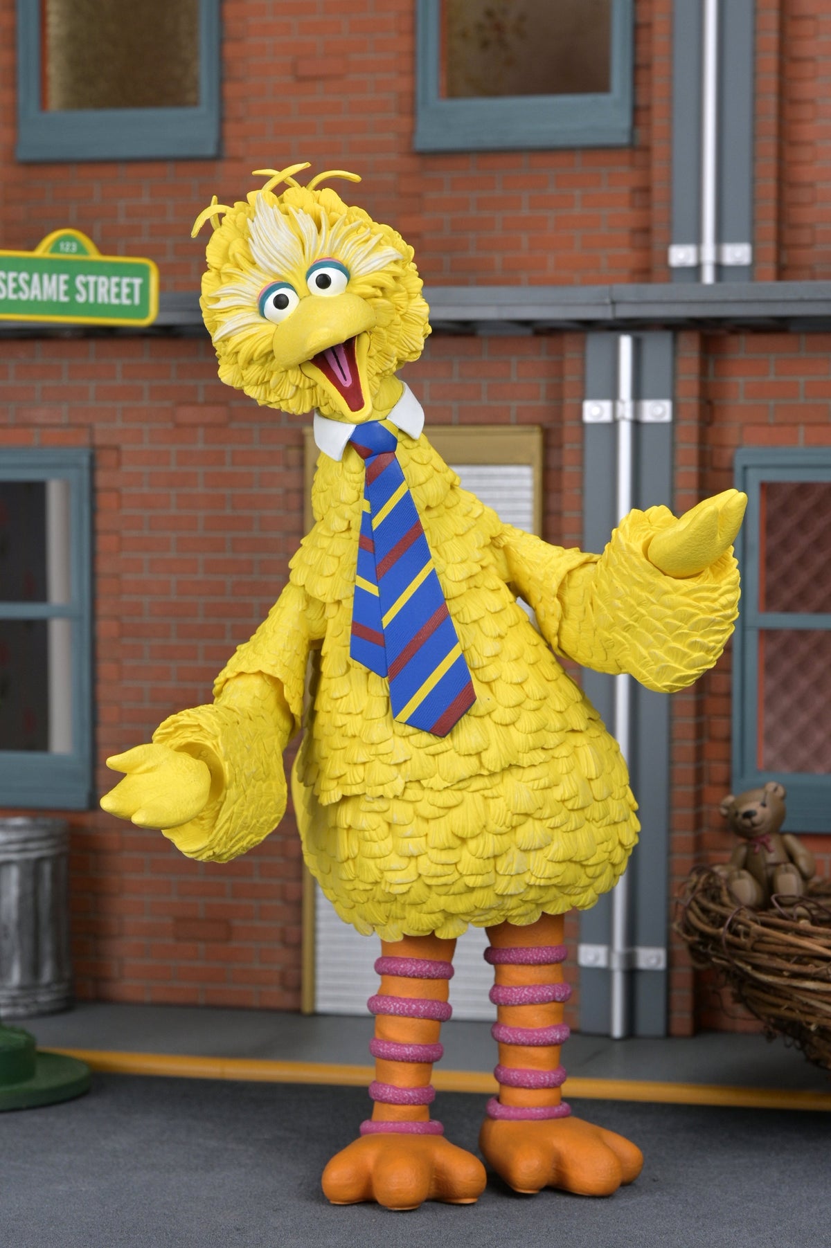 NECA Sesame Street Ultimate Big Bird