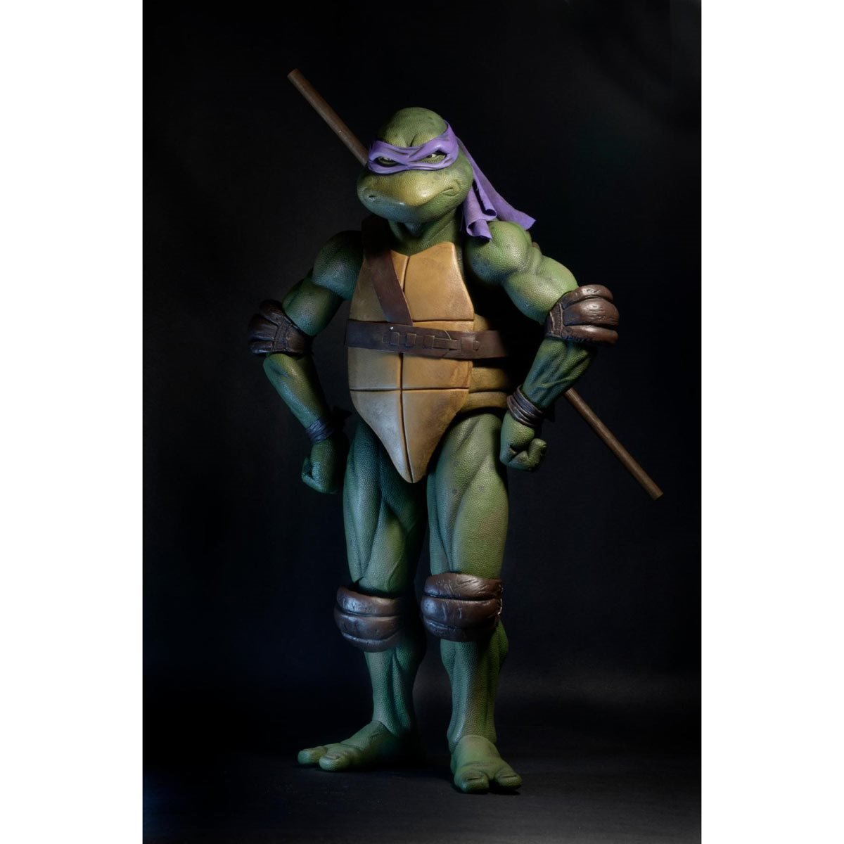 NECA Quarter Scale Teenage Mutant Ninja Turtles 1990 Movie Donatello (1:4 Scale)
