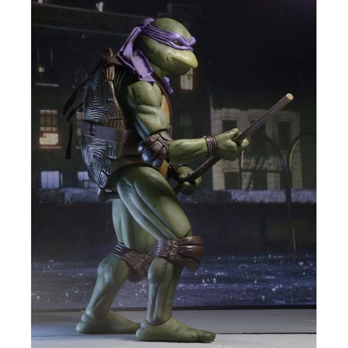 NECA Quarter Scale Teenage Mutant Ninja Turtles 1990 Movie Donatello (1:4 Scale)