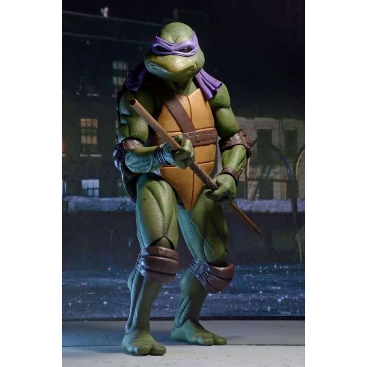 NECA Quarter Scale Teenage Mutant Ninja Turtles 1990 Movie Donatello (1:4 Scale)