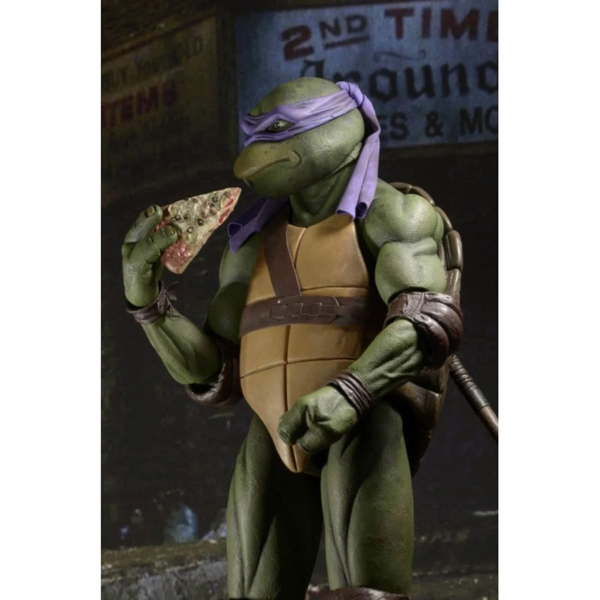 NECA Quarter Scale Teenage Mutant Ninja Turtles 1990 Movie Donatello (1:4 Scale)