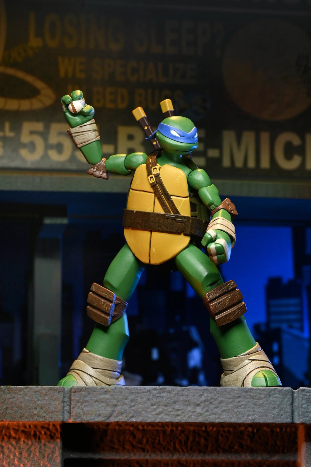 NECA Teenage Mutant Ninja Turtles Ultimate Leonardo (2012 Cartoon)