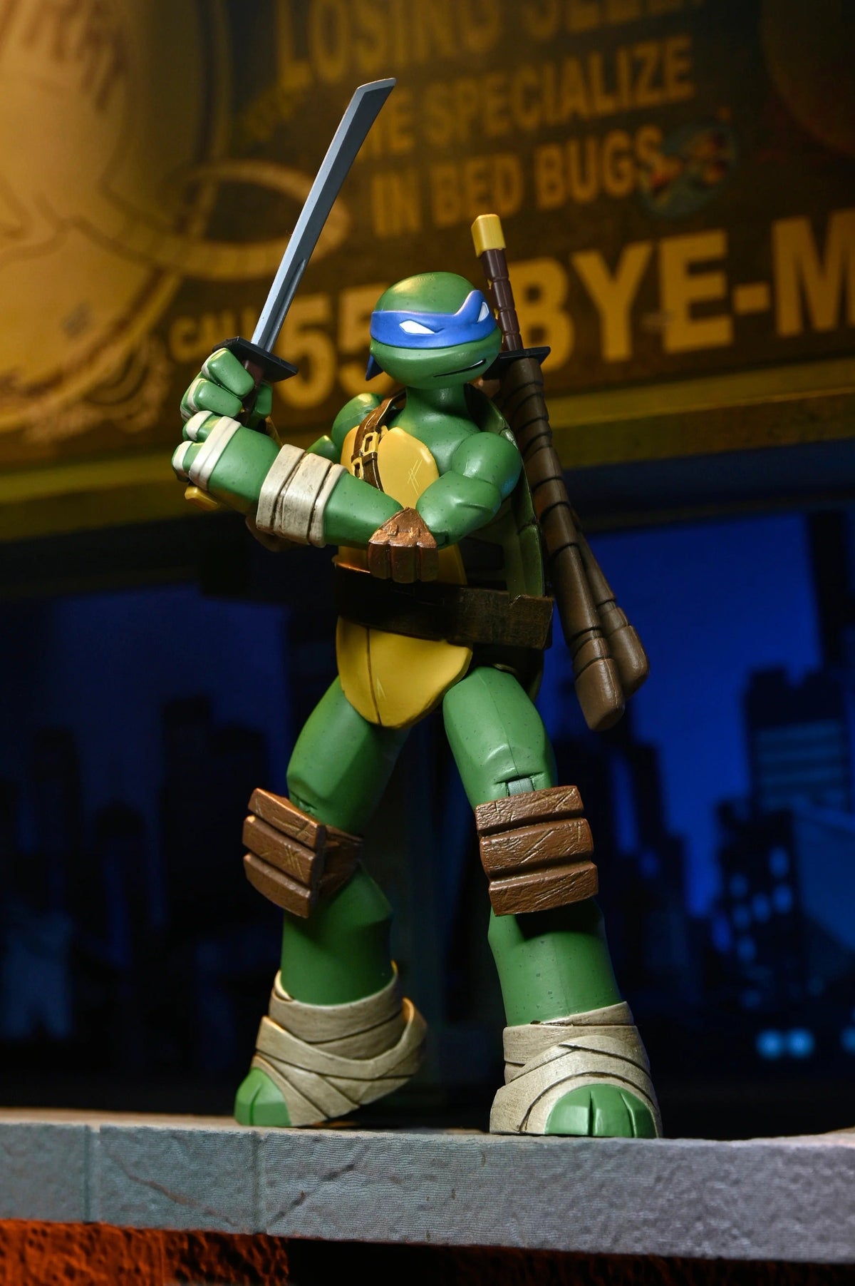 NECA Teenage Mutant Ninja Turtles Ultimate Leonardo (2012 Cartoon)