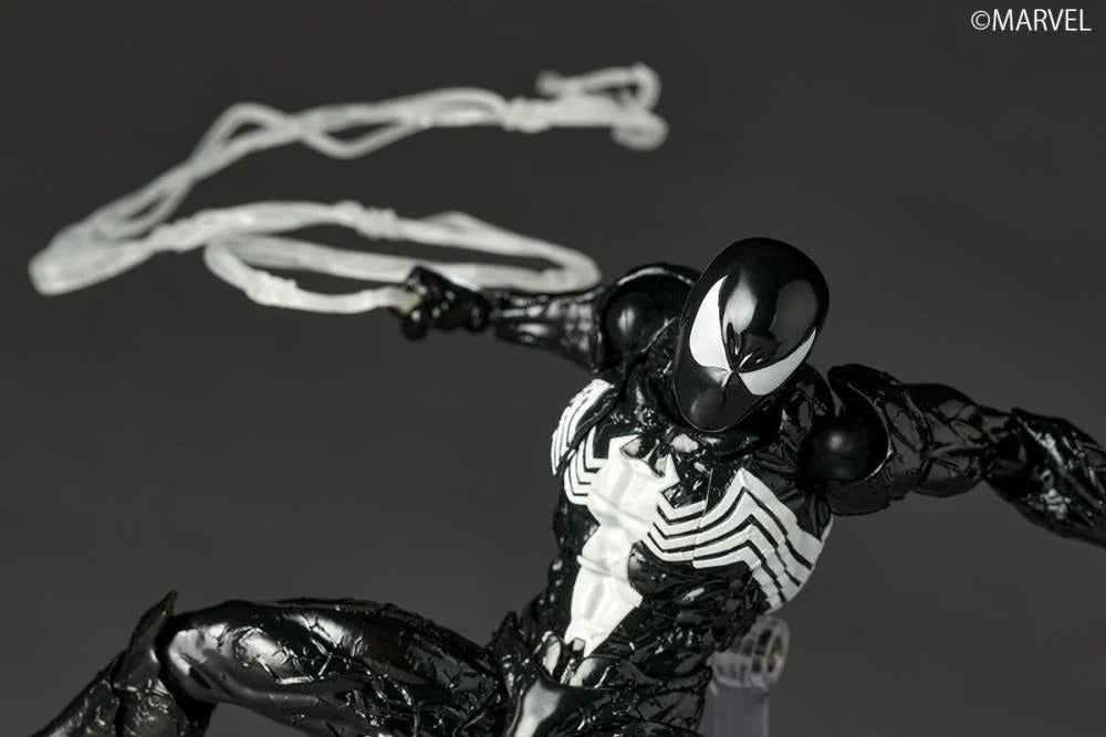 Marvel Comics Amazing Yamaguchi Revoltech NR105 Symbiote Suit Spider-Man