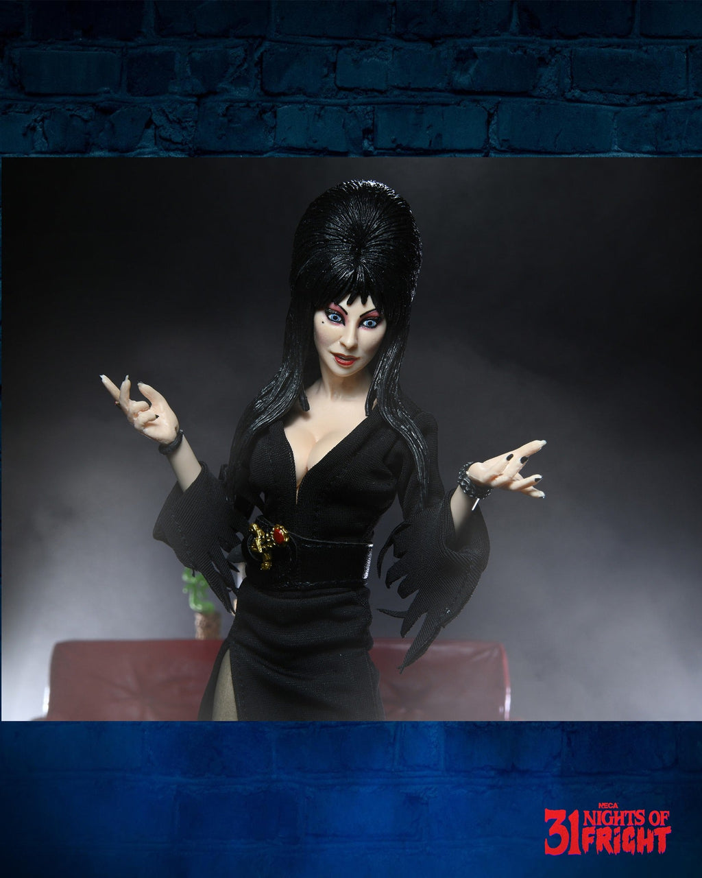 NECA Elvira Mistress of the Dark (8" Scale)