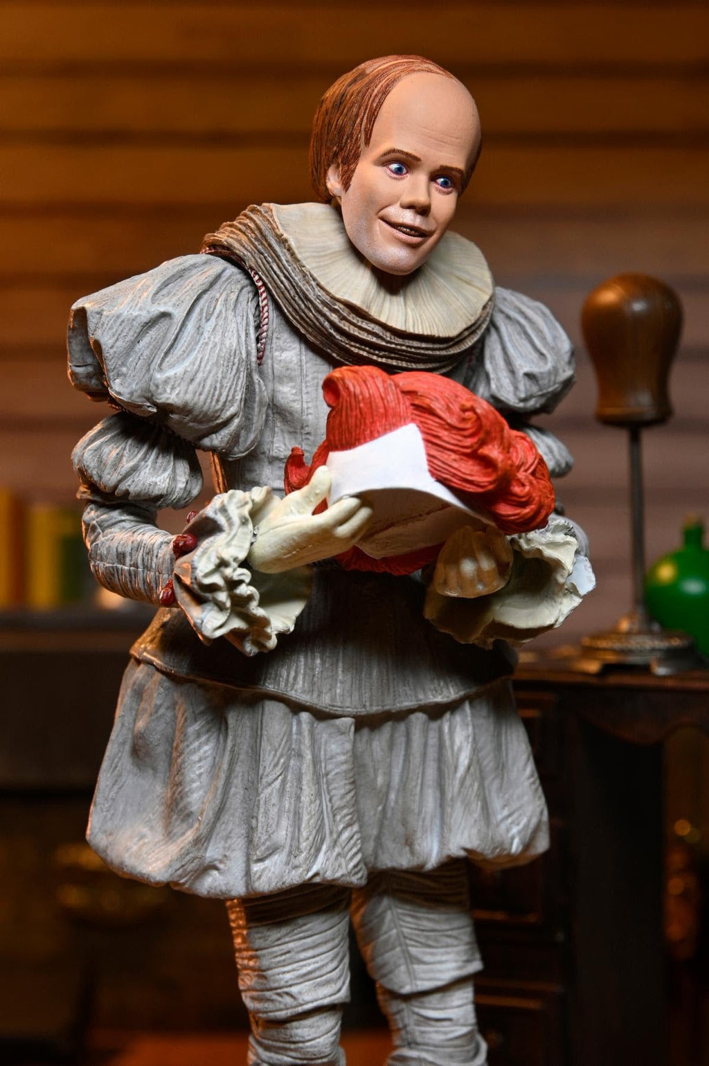 NECA IT: Welcome to Derry Ultimate Bob Gray as Pennywise
