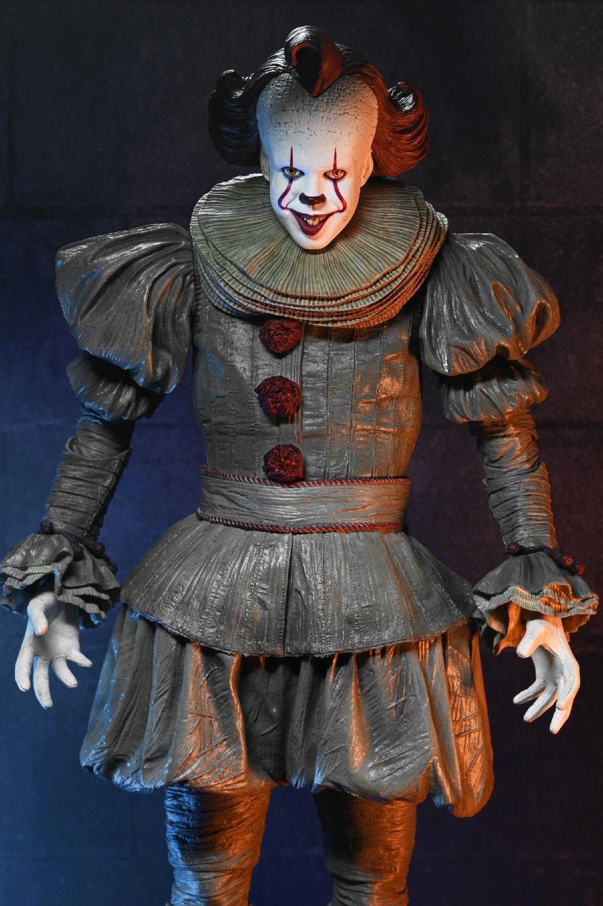 NECA Quarter Scale IT: Welcome to Derry Pennywise