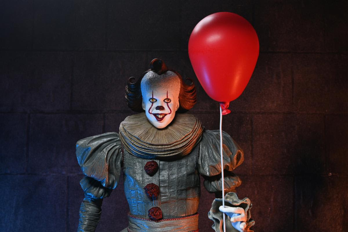 NECA Quarter Scale IT: Welcome to Derry Pennywise