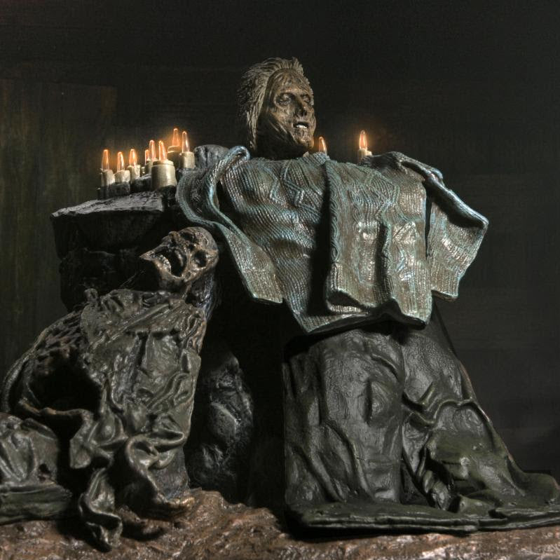 NECA Friday the 13th The Game Pamela Shrine Diorama