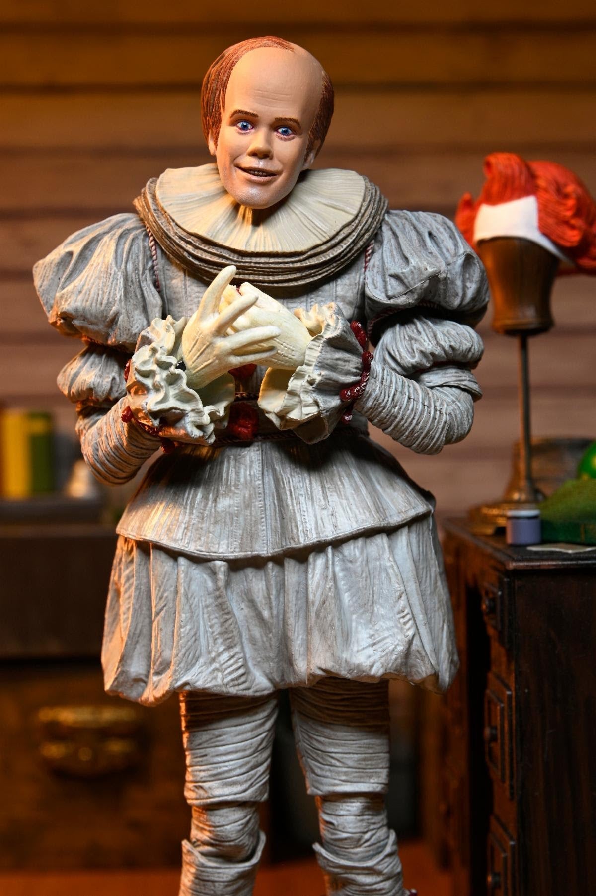 NECA IT: Welcome to Derry Ultimate Bob Gray as Pennywise