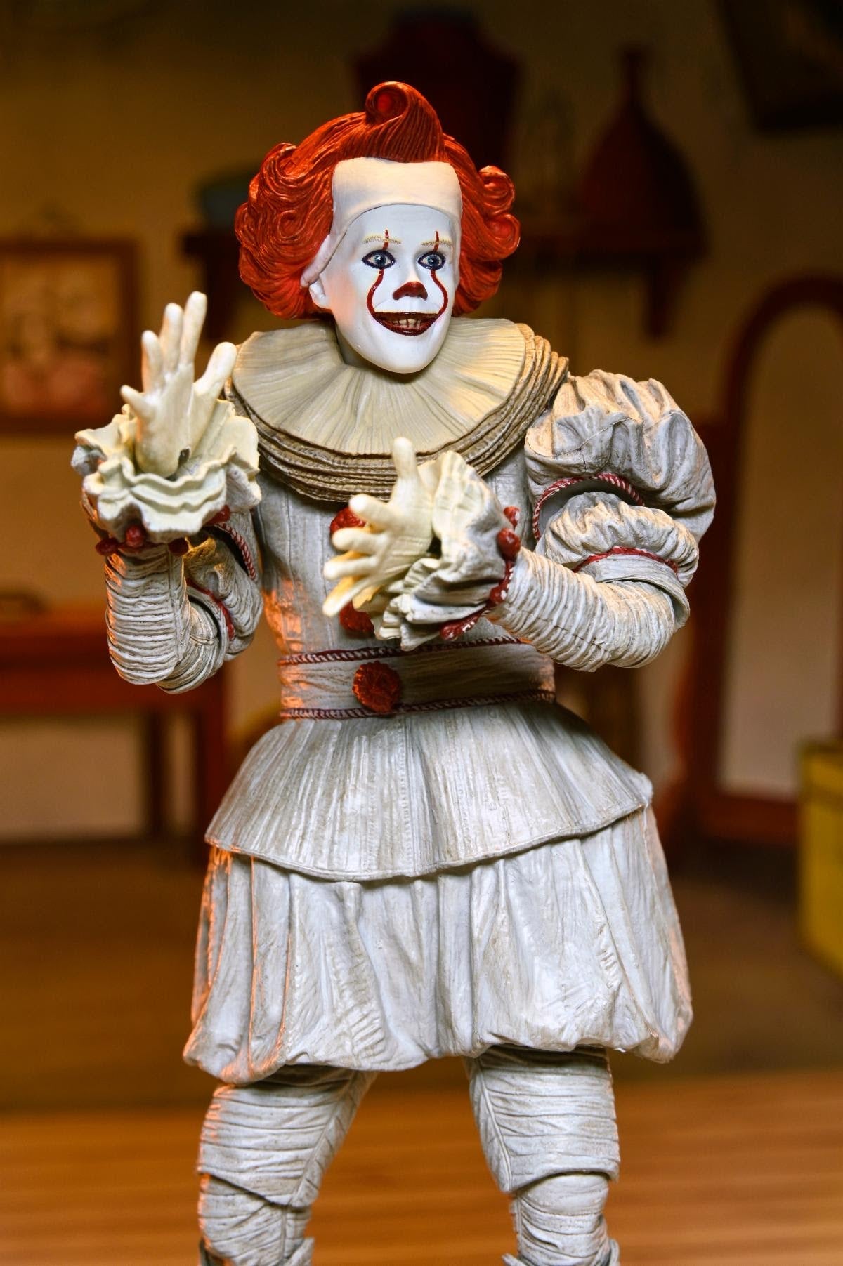 NECA IT: Welcome to Derry Ultimate Bob Gray as Pennywise