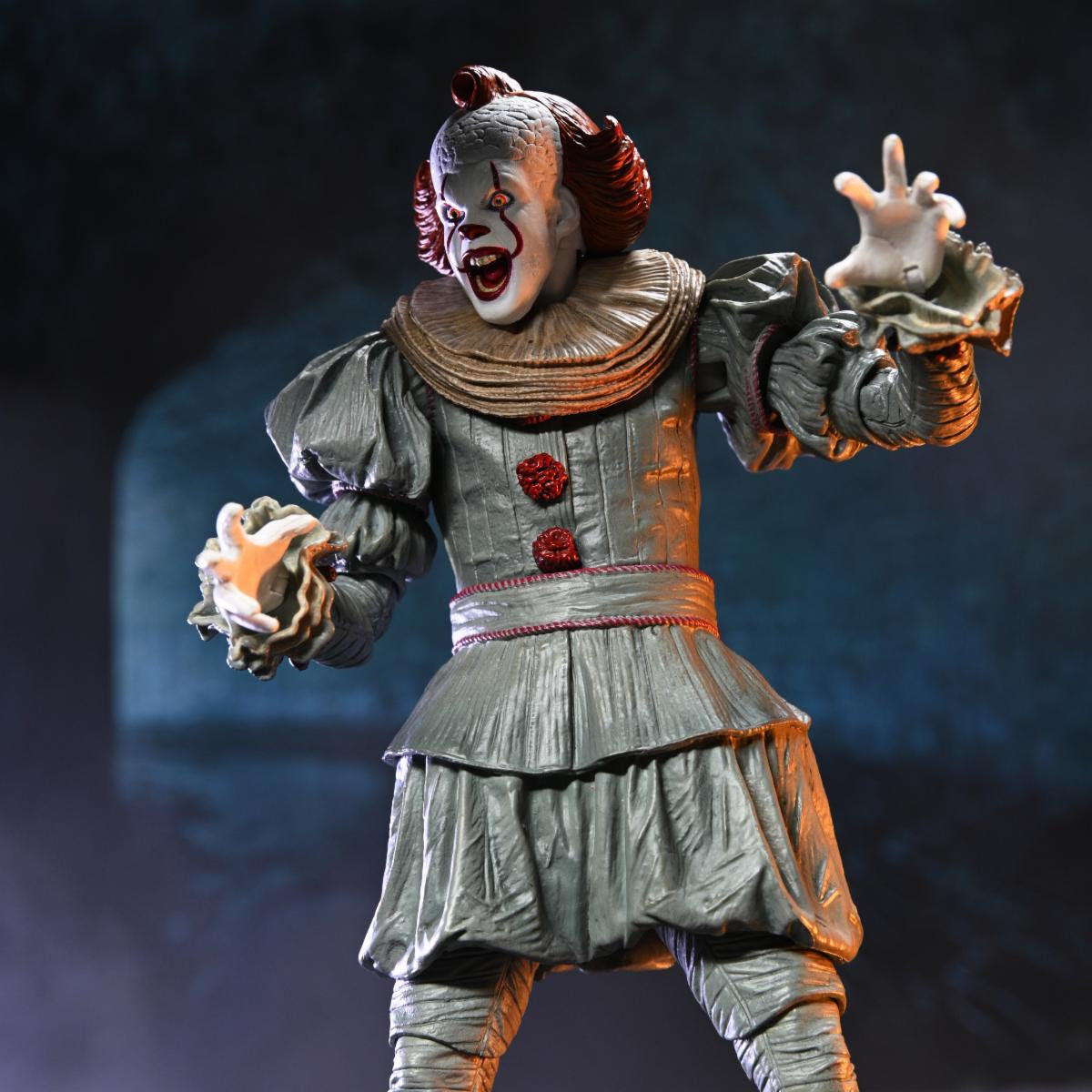 NECA IT: Welcome to Derry Ultimate Pennywise
