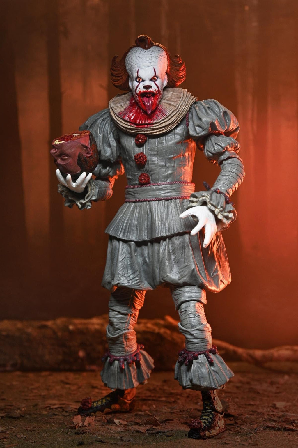 NECA IT: Welcome to Derry Ultimate Pennywise