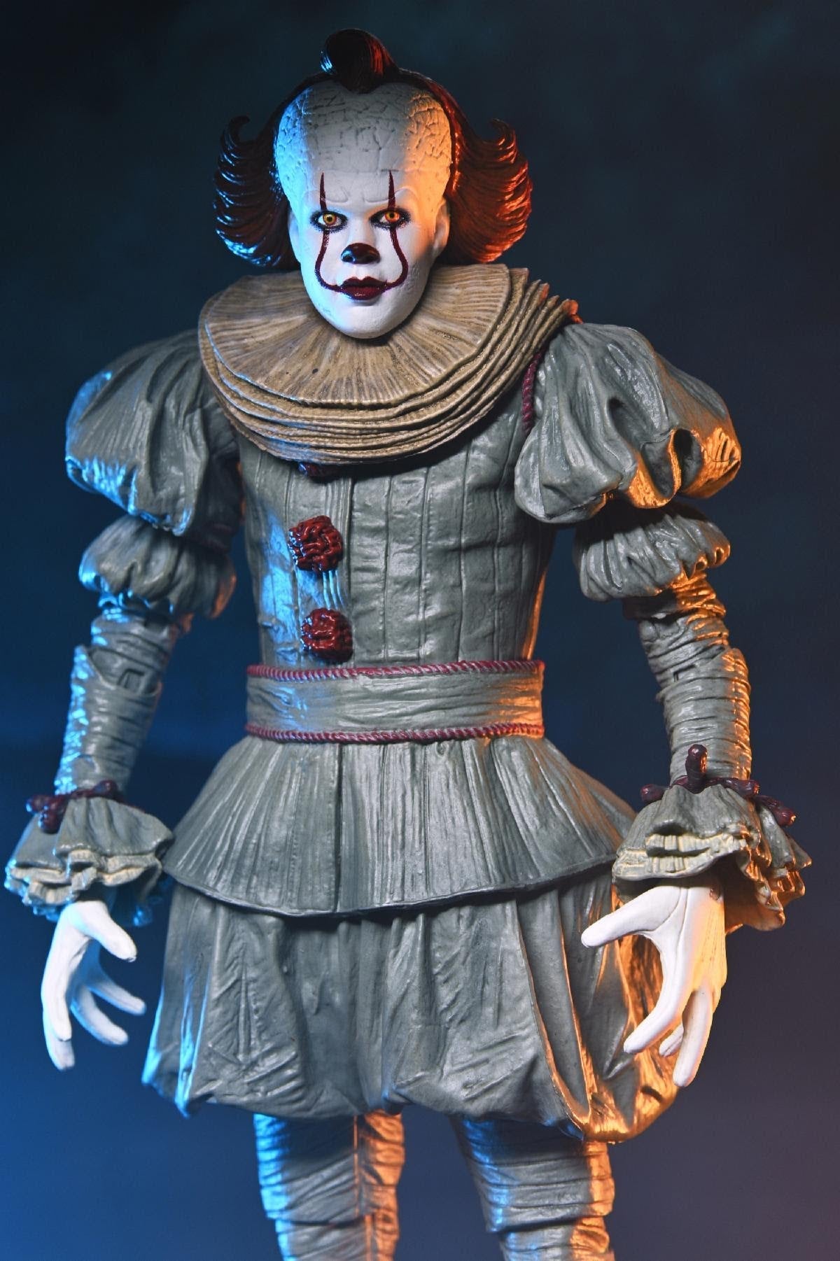 NECA IT: Welcome to Derry Ultimate Pennywise