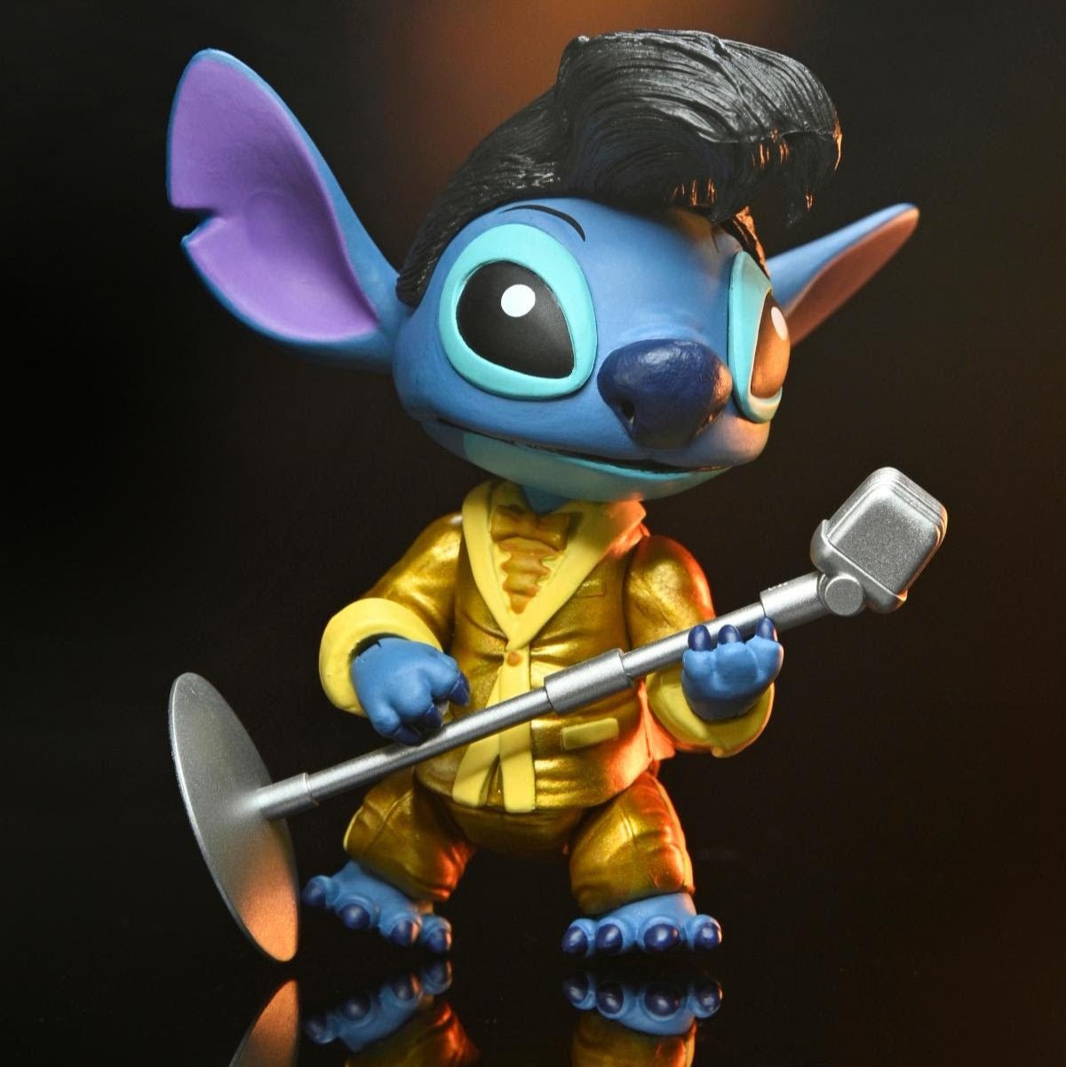 NECA Disney: Lilo & Stitch Ultimate Gold Suit Elvis Stitch