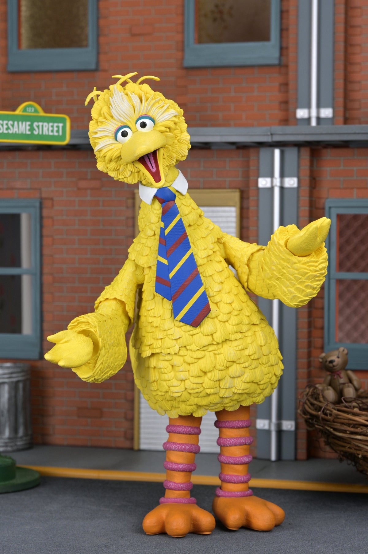 NECA Sesame Street Ultimate Big Bird